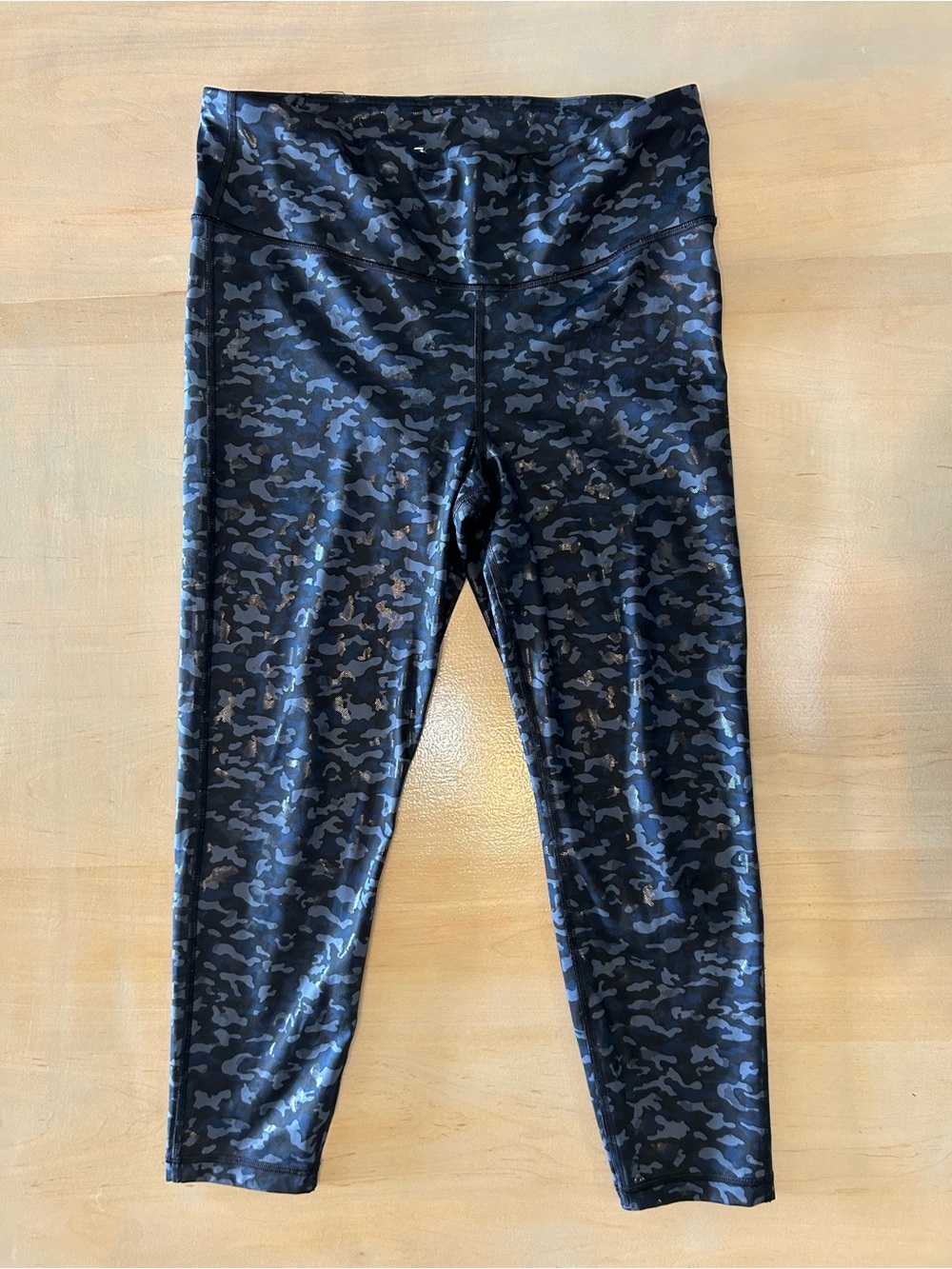 GAP Kids Black and Gray Camo Leggings